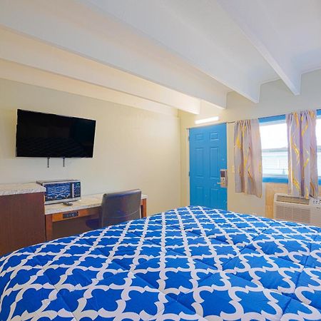 Aladdin Motel By Oyo Merritt Island Екстер'єр фото