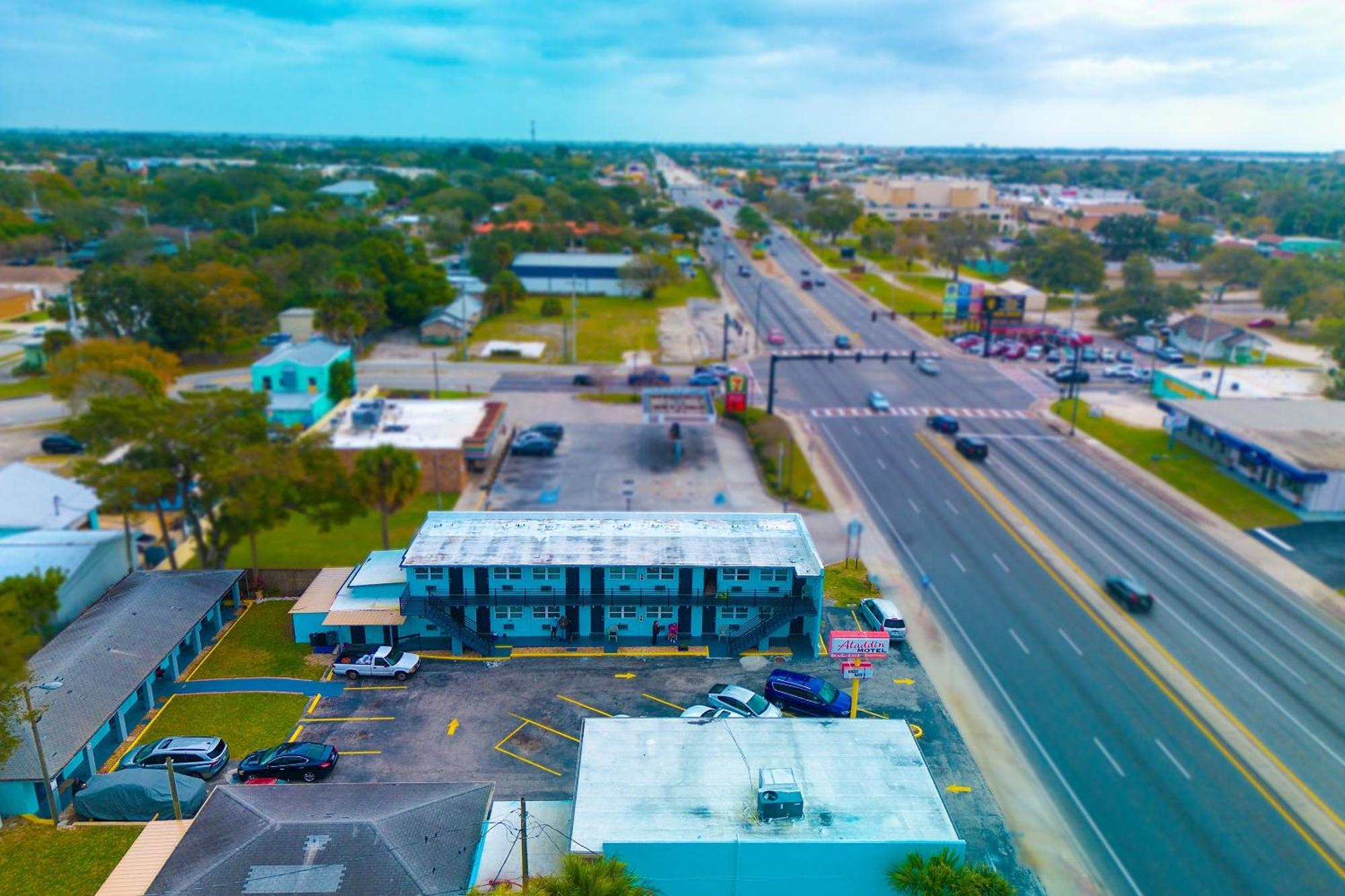 Aladdin Motel By Oyo Merritt Island Екстер'єр фото